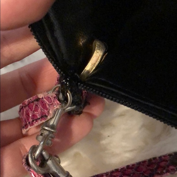 Authentic Givenchy shoulder bag with python trim - Picture 5 of 6